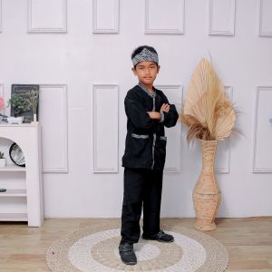 BAJU SETELAN PANGSI ANAK DAN TANGGUNG BAJU SERAGAM SEKOLAH TK & SD BAJU SILAT TRADISIONAL KHAS SUNDA