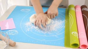 Tấm Lót Nhào Bột SiliconThảm lót nướng nhào bột cán bột bằng silicone 4 màu tùy chọn-HAUSE