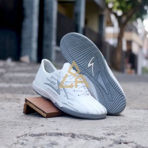 SEPATU FUTSAL SPECS ACCELERATOR BIRU MERAH PUTIH HITAM ABU PINK