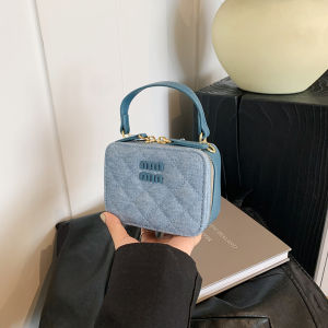 Trendy Childrens Handbag Little Girl Chain Shoulder Bag Diamond Grid Pattern Girls Purse Fashionable Kids Bag for Girls 5-10 Years Old