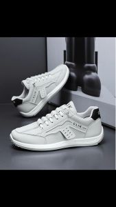 Astrid รองเท้าผู้ชายรุ่นใหม่ 2024 รองเท้าผู้ชายระบายอากาศได้ ดูทันสมัยและเข้ากับทุกสไตล์ รองเท้าสปอร์ตแฟชั่นพื้นราบ รองเท้าวิ่งพักผ่อน A0176