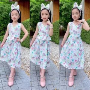 ชูดเซทลายกวางเสื้อคอวี พร้อม โบว์คาดผม กระโปรงยาว ระดับความยาว 12-16 ลิตร