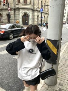 American Retro Long Sleeve T-Shirt Womens Loose Casual Pure Cotton Base Shirt Genderless Top Shoulder Insert Design Print