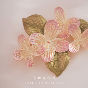 A Hydrangea Brooch High-End Womens Luxury Elegant Cheongsam Suit Sweater Coat Corsage Pin Exquisite Womens New Year