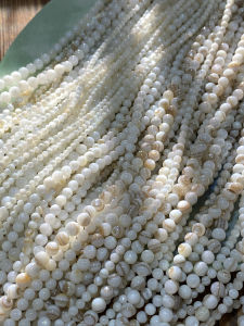 ลูกปัดมุกน้ำจืดธรรมชาติ DIY สร้อยข้อมือทำด้วยมือสร้อยคอเครื่องประดับอุปกรณ์เสริมวัสดุ 2-3-4-5-6 มมS305