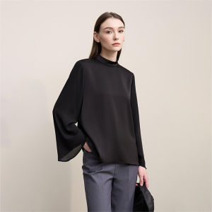 AMII | Elegant Commuter Style Matte Mixed Fabric Blouse