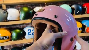 Mũ bảo hiểm Bulldog 4U - Màu Hồng