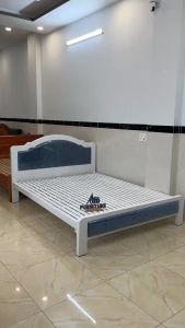Giường sắt đẹp giường ngủ 1m6 giường cao cấp sắt hộp dày dặn giao hàng nhanh