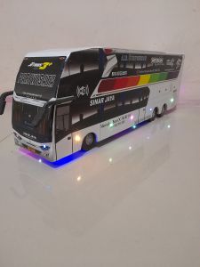 Miniatur bus sinarjaya