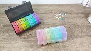 Portable Medicine For One Week Divided Into 28 Compartments Storage With Large Capacity