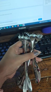 PURE STAINLESS FISH SCALER ( PANGKALISKIS NG ISDA )