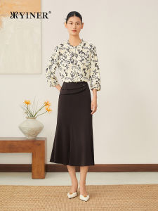 Elegant French Elastic Twill Wooden Ear Trimmed Silk Top
