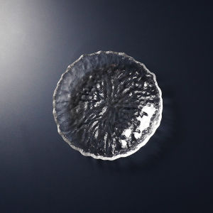 จานใส่ผลไม้ขนาดเล็กขอบทองทรงกลมสไตล์ญี่ปุ่นจานแก้วคริสตัลไร้ไอเดียสร้างสรรค์จานใส่อาหารว่างจานสลัดสำหรับงานแต่งงาน