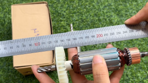 Rô To Máy Đánh Bóng Tạo Xước Inox Kawachi Japan