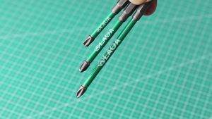 LAOA Strong Magnetic Phillips Screwdriver S2 Screwdriver Bit for Electricians PH2