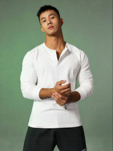 TOMATOPAPA | Áo Thun Nam Dài Tay Ôm Body Màu Đơn V-Neck Thời Trang