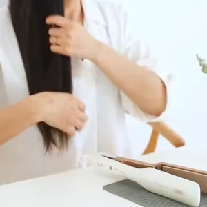 1pc Silicone Heat Resistant Mat for Hair Styling Tools Pad for Curling Lrons and Straighteners Portable Styling Heat Mat