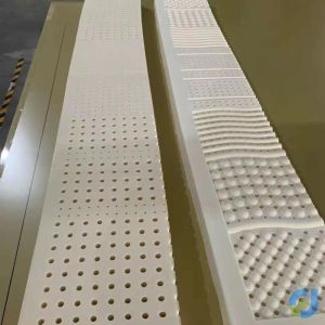 ที่นอนมุมยางพาราแถบยางธรรมชาติสำหรับนักเรียนเด็กเพิ่มความกว้างของเตียงเย็บต่อกันข้างเตียงช่องว่างฟิลเลอร์แผ่นรอง