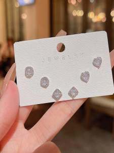 ต่างหูเงิน S925 ดีไซน์เก๋ไก๋สไตล์ฝรั่งเศส ต่างหูแบบสั้น ต่างหูแบบมีเล็กๆ น้อยๆ สำหรับผู้ชายและผู้หญิง