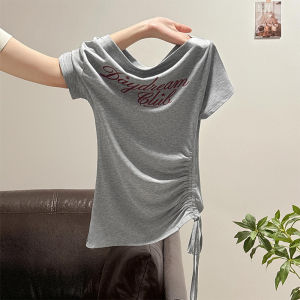 La Chapelle | Asymmetric Shoulder Letter Print Slim T-Shirt