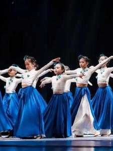 Elegant Jazz Dance Performance Costume Child Street Dance Big Skirt Drifting Gown Super Cool National Style Stage Outfit