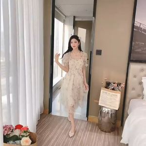 Đầm váy hoa mùa hè mới xinh đẹp