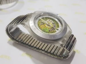 JAM SWISS SWA TCH AUTOMATIC SKELETON CLEAR YELLOW DATE AG2004 ETA MOVEMENT