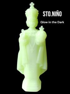 Sto.Niño Statue (Glow in the dark) 6 inches