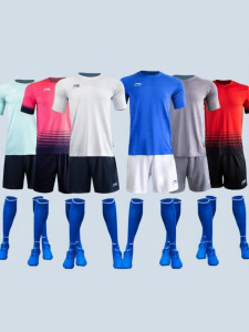Li-Ning | Customized Mens Dry-Fit Football Uniform Set