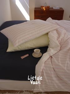 Soft Pure Cotton Pink Striped Bedding Set West Island Four Piece Dormitory Bedding All Cotton Summer Comforter Cover Sheet