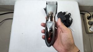 Kemei KM-605 Alat Cukur Rambut - Kemei 606 Hair Clipper Charger Dapat Di Cuci