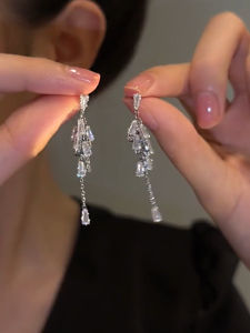 Sedale Luxury Airy Design Zirconia Tassel Earrings for Women New 2023 Summer High-End Fashion Jewelry Alloy Gold Plated