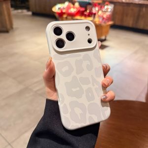 AO.HU | Ốp Lưng Silicone Chống Sốc Toàn Bộ Có Nút Camera Họa Tiết Báo