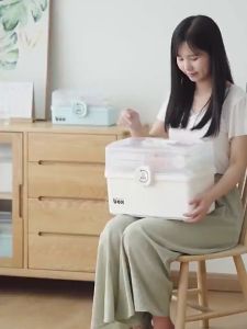 Hộp thuốc y tế gia đình - Hộp đựng thuốc 3 tầng chia nhiều ngăn tiện ích. Hộp y tế gia đình có quai xách cơ chế mở 180 độ thông minh