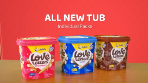 JULIES LOVE LETTER CHOCOLATE / VANILLA / STRAWBERRY JAR 576G (32PCS X 18G) CHOCOLATE WAFER STICK HALAL