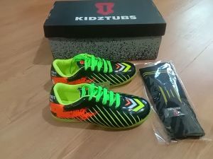 Sepatu Futsal Berkualitas Tinggi Untuk Anak Laki-Laki & Perempuan Usia 6-10 Tahun