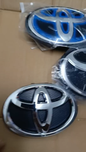 TOYOTA HILUX VIOS Front LOGO WITH FULL SET BUCKLE COVER