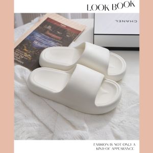 LKfashion 🚚 รองเท้าแตะลำลองสีพื้น รองเท้าแตะพื้นนิ่มน่ารักๆ มาพร้อมกับ5สีสันให้เลือกกันจุกๆ พื้นกันลื่นได้ดีใส่ไปได้ทุกที่ที่อยากจะไป ราคาเบาๆแต่ใส่แล้วสวยมากจ้า💯