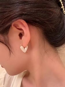 2023 Trendy Heart Stud Earrings For Women Korean Elegant Light Luxury Love Dangle Earring Fashion Simple Drop Jewelry Girls Gift