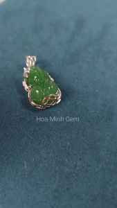 Mặt dây chuyền cụ Tỳ Hưu đá màu xanh bọc bạc S925 đính đá phong thủy may mắn Hoa Minh Gem