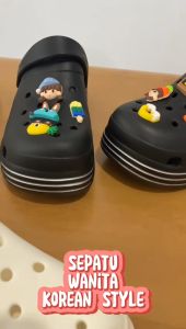 Sandal Karet Crocs Wanita Korean Import Style (+Jibbitz) W2023 Import Sandal Baim Wanita Sandal Kodok Wanita Kekinian Import