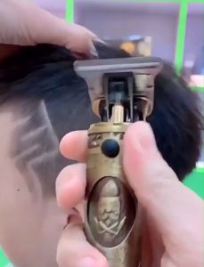 Daywalker แบตตาเลี่ยน ปัตตาเลี่ยนตัดผมไฟฟ้าไร้สาย แกะสลัก แกะลาย ปัตตาเลี่ยนลายพระ ปัตตาเลี่ยนลายมังกร ตัดแต่งทรงผม