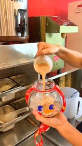 Botol minum mixue / tumbler kepala mixue / tempat air mixue