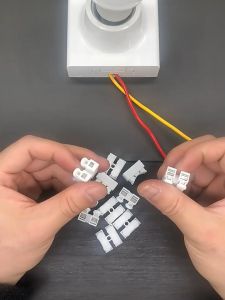 Set of 50/100 CH-2 quick wire connectors (domino clamp) - beautiful neat safe connections preventing electrical short circuits and fires in recessed or exposed boxes...