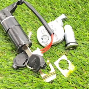 สวิทย์กุญแจชุดใหญ่ CLICK ชุดกุญแจล๊อคเบาะพร้อมดอกกุญแจ ครบชุด สะดวกและปลอดภัยในการใช้งาน