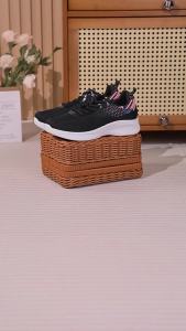 Womens Shoes 2025 Spring New Running Shoes Factory Direct Sale Soft Sole Comfortable Breathable Export Breathable Sports Shoes for Women