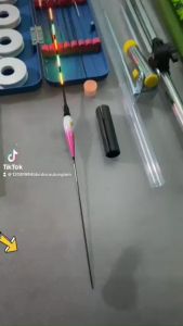 COMBO 1 CẦn 1 hộp phao kèm trục 1 PHAO ĐÊm 6 Phao ngày +chống cần + Lưỡi + CƯỚC 100met