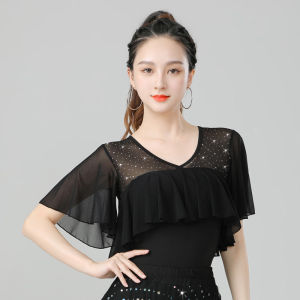 เสื้อเต้นรำโมเดิร์นชุดฝึกซ้อมลูกไม้ใหม่สำหรับผู้หญิงชุดเต้นรำสี่เหลี่ยมชุดเต้นรำการเต้นรำทางสังคมการเต้นรำมาตรฐานแห่งชาติการเต้นละตินกีตาร์แขนสั้นเลื่อม