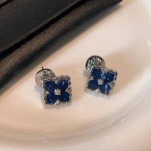 ต่างหูรูปพืชมัลเบอร์รี่สีน้ำเงิน เครื่องประดับแฟชั่นระดับไฮเอนด์สไตล์วินเทจ ประดับคริสตัล งานฝีมือ สำหรับผู้หญิง