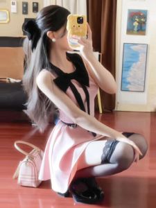 CHANGTONG | French Elegant Pink Off-Shoulder A-Line Dress With Bow Detail Celebrity Waist-Cinching Gown Pure Color Spring Summer Dress